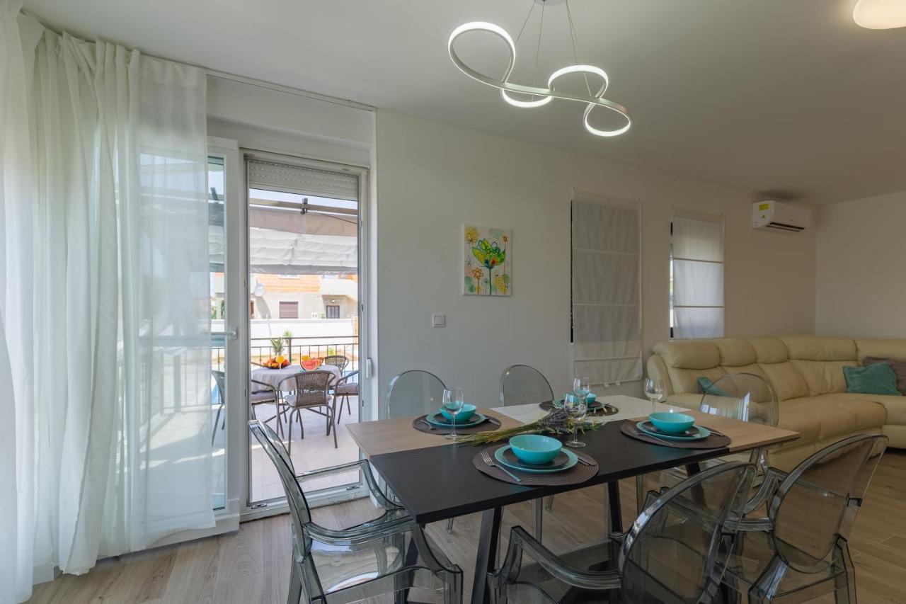 Villa Family And Friends Private Heated Pool With Jacuzzi Zadar Exteriér fotografie